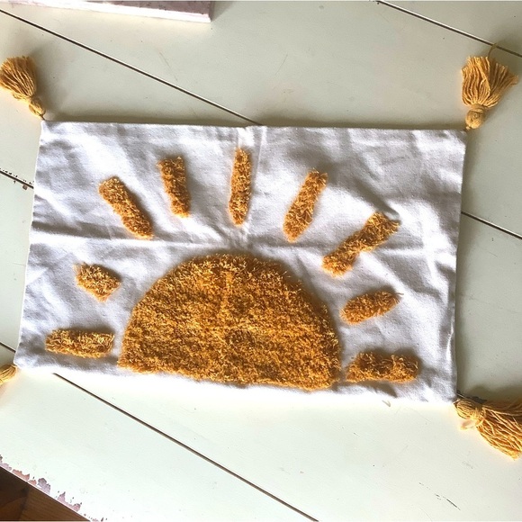 Cream Canvas Yarn Hooked Sunshine Pillow Cover - Picture 1 of 5
